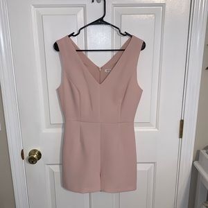 New Blush pink BCBG romper w/ pockets